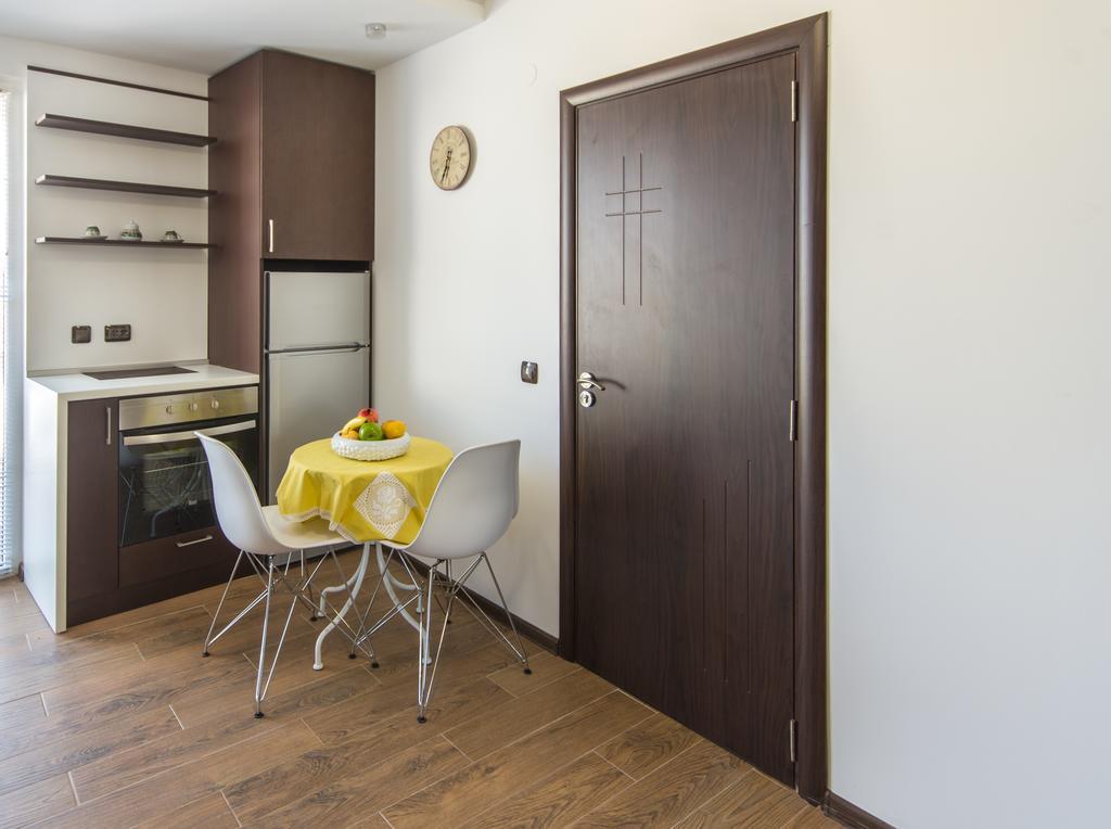 City Apartments La Casa Varna Exterior photo